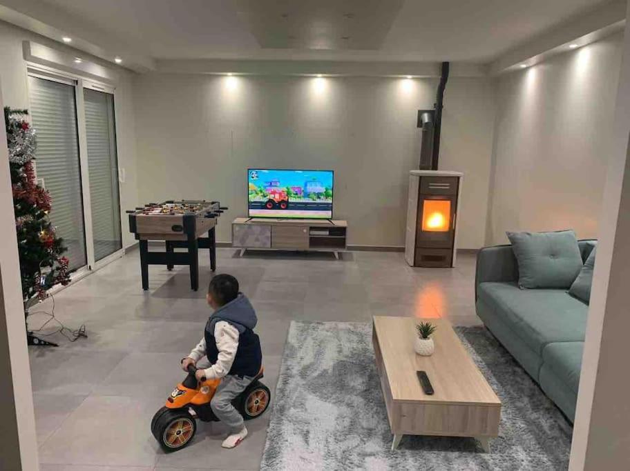 הוילה נבר Une Maison Equipee Et Simple. מראה חיצוני תמונה