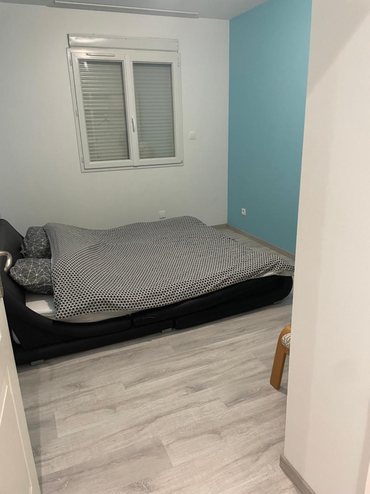 הוילה נבר Une Maison Equipee Et Simple. מראה חיצוני תמונה